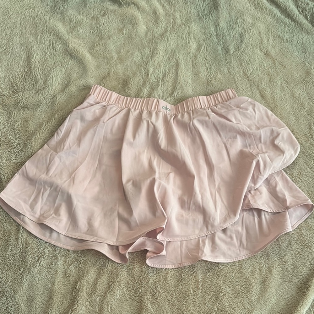 Like new Alo yoga skirt